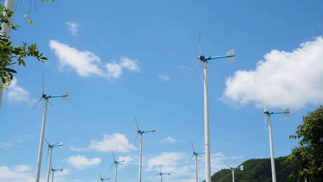 凯里太阳能路灯的亮灯时长如何调整